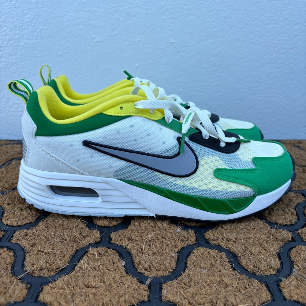 Nike Air Max Solo NCAA Pack Oregon Ducks Men’s 9 Green/Yellow/White FZ4837-001
